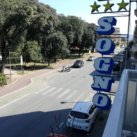 ホテル Sogno ヴィアレッジョ